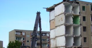 Демонтаж 5 этажного дома Полевской, цена от 3613 руб.