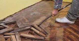 Демонтаж пола в квартире в Полевском - Стоимость от 509 рублей | Сварной-Плв